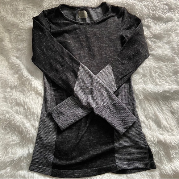 Athleta Tops - Athleta Top - Grey & Black - Medium